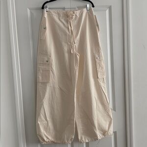 The Drop- Wide Leg Cargo Drawstring Pants in Cream Size XL